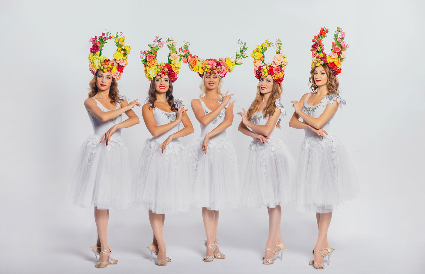 танец молодоженов с профессиональным балетом в СПб